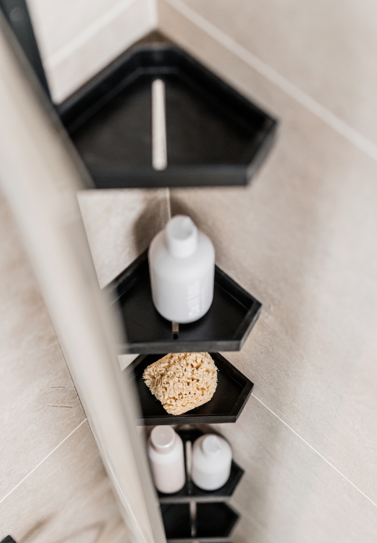 Hide tile duschhylla